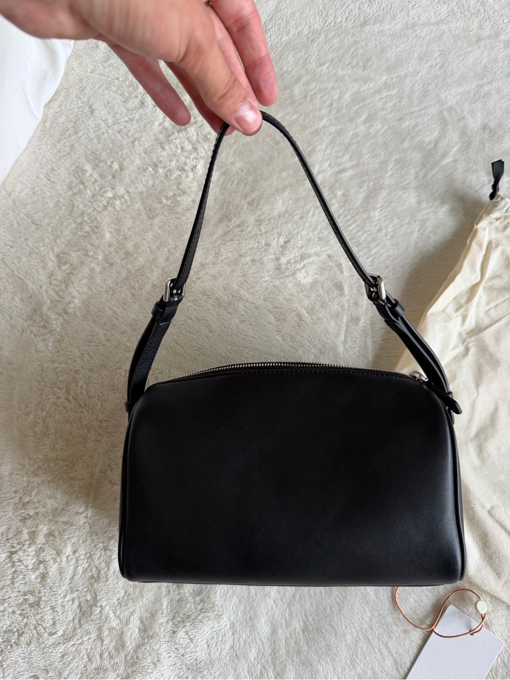 Quince Black Leather Bag - Picture 5 of 6